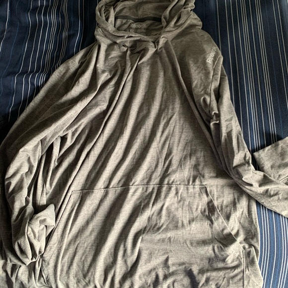 Reebok grey pullover - Picture 1 of 2